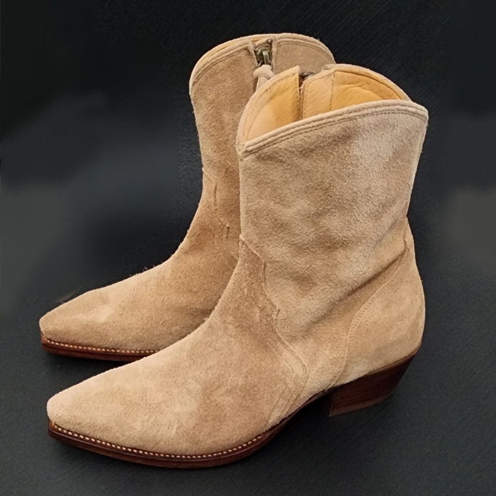 Tecovas Tan Cowboy Western Boots Sleek Suede Design